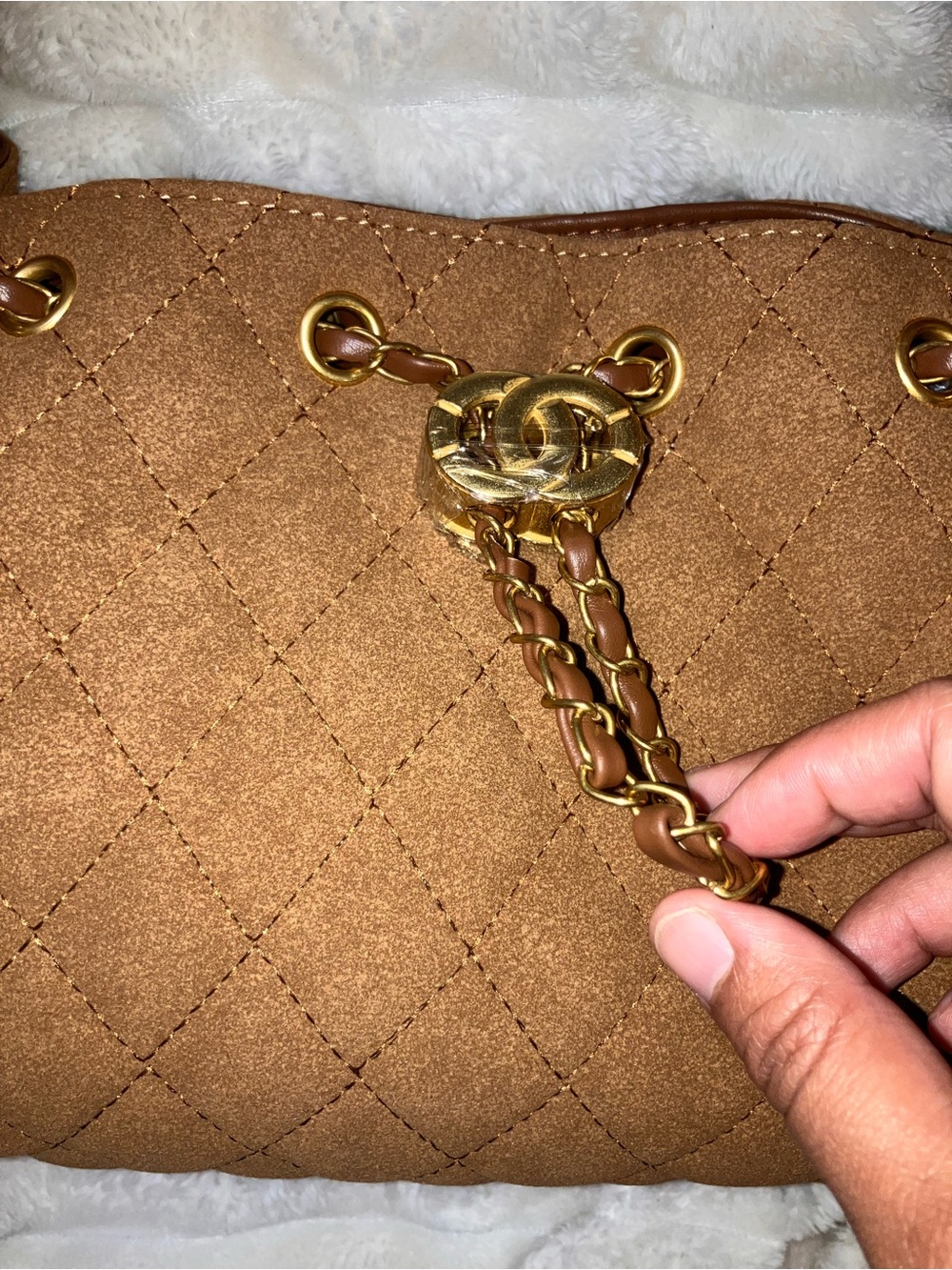 Adornia Brown Quilted Bag With Chain Strap and Side Pockets - Picture 6 of 16